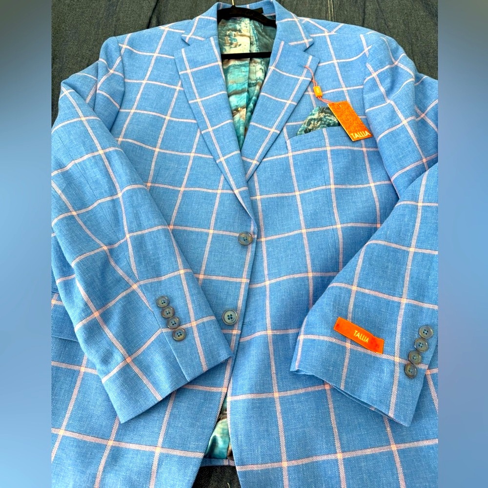 TALLIA Blue and Pink Windowpane Blazer